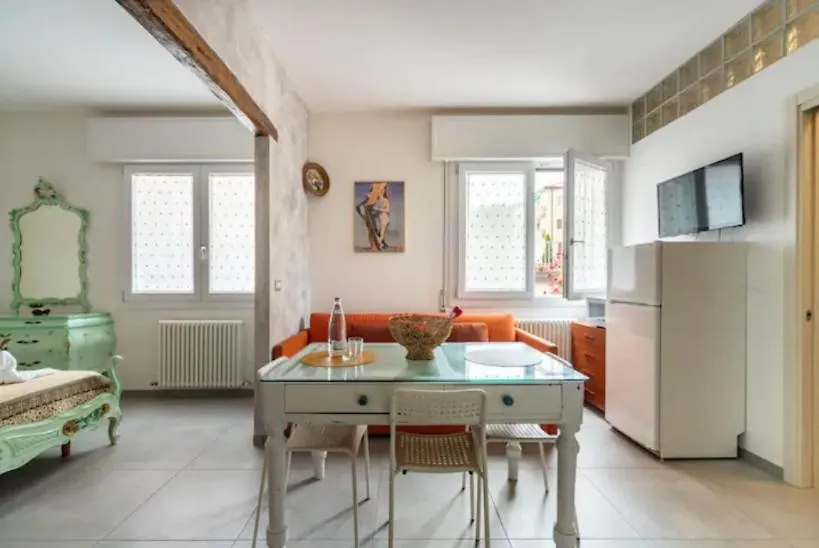 Monti Guesthouse Mestre