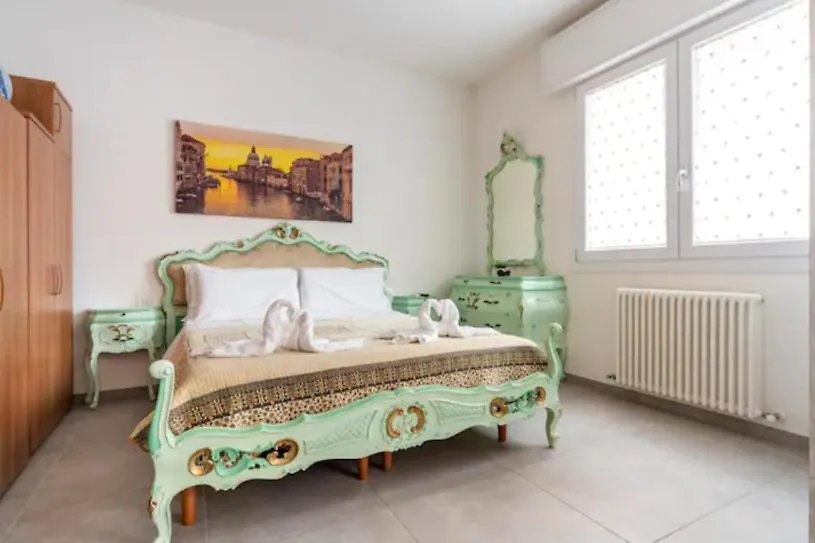 Monti Guesthouse Mestre 0*,