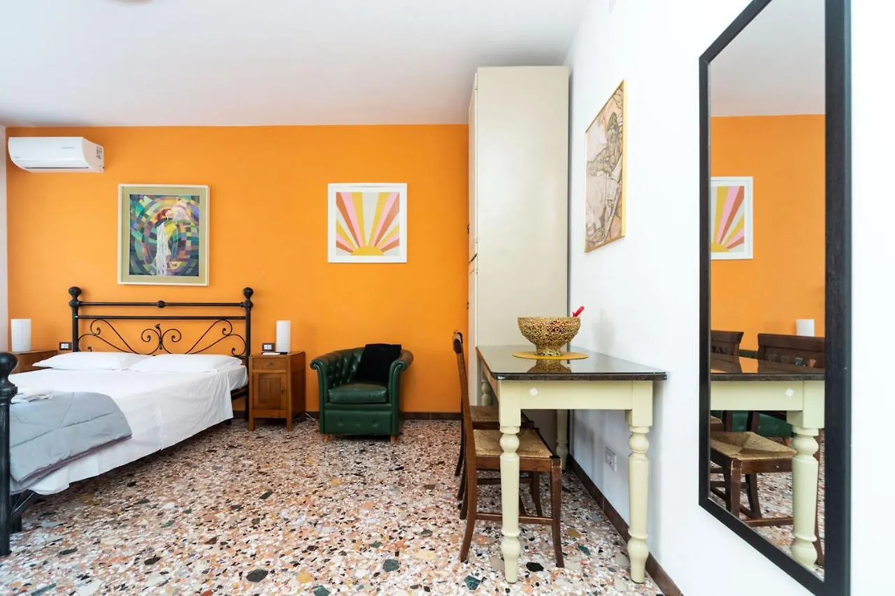 Monti Guesthouse Mestre Casa vacanze